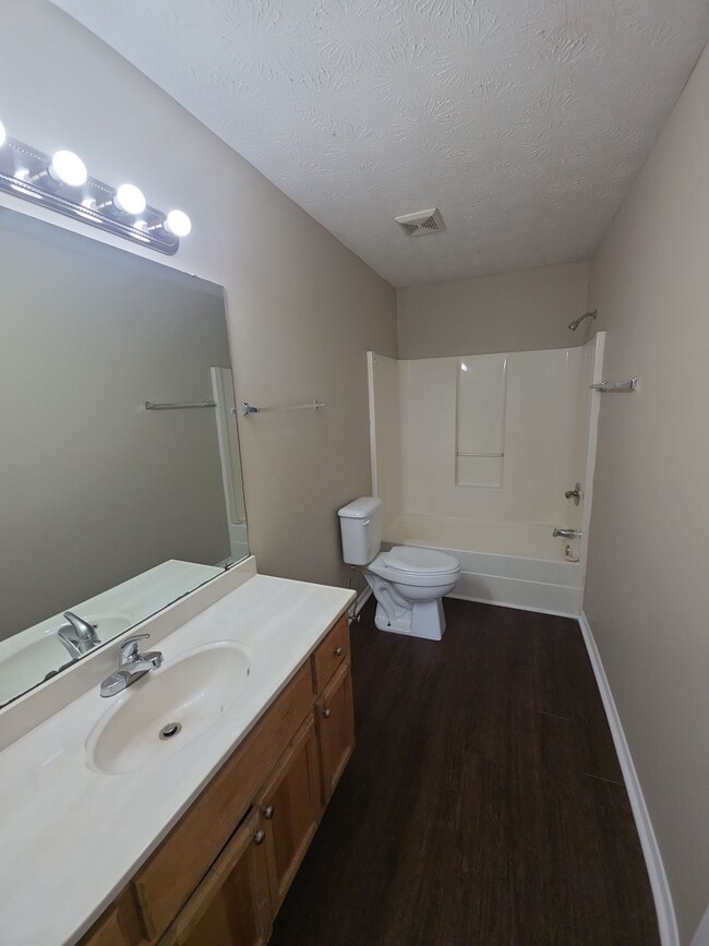 640 W Stevens St, Unit F3