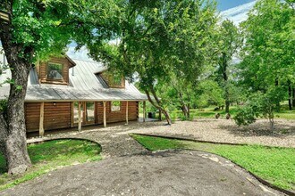 1111 Berry Ln in Georgetown, TX - Building Photo - Building Photo
