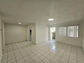 1719 Wiley St in Hollywood, FL - Building Photo - Building Photo