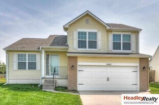 5603 S 193rd Ave in Omaha, NE - Building Photo