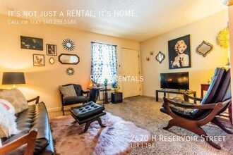 2470 Reservoir St in Harrisonburg, VA - Building Photo - Building Photo