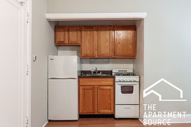 3835 N Fremont St, Unit 506 in Chicago, IL - Building Photo - Building Photo