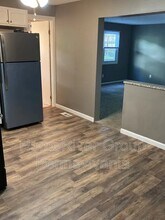 523 Josephine St in East Mckeesport, PA - Foto de edificio - Building Photo