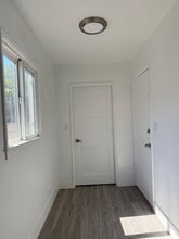 7035 Stansbury Ave in Los Angeles, CA - Building Photo - Building Photo
