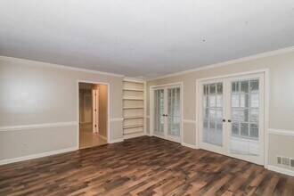 2481 Meadowglen Trail in Snellville, GA - Building Photo - Building Photo