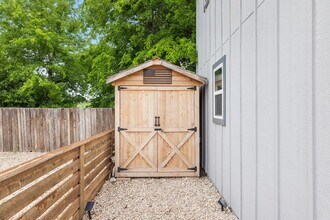 506 Burleson Blvd N in Kerrville, TX - Building Photo - Building Photo