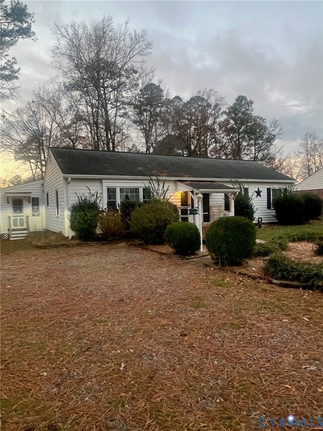 3200 Tammaway Dr in Midlothian, VA - Building Photo - Building Photo