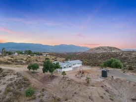 45433 Witten Dr in Aguanga, CA - Building Photo