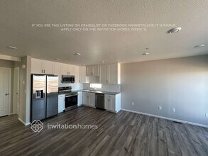 13551 E 103rd Pl in Commerce City, CO - Foto de edificio - Building Photo