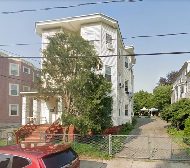 13 Union St