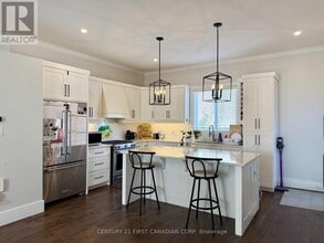 413 Ambleside Dr in London, ON - Building Photo - Building Photo