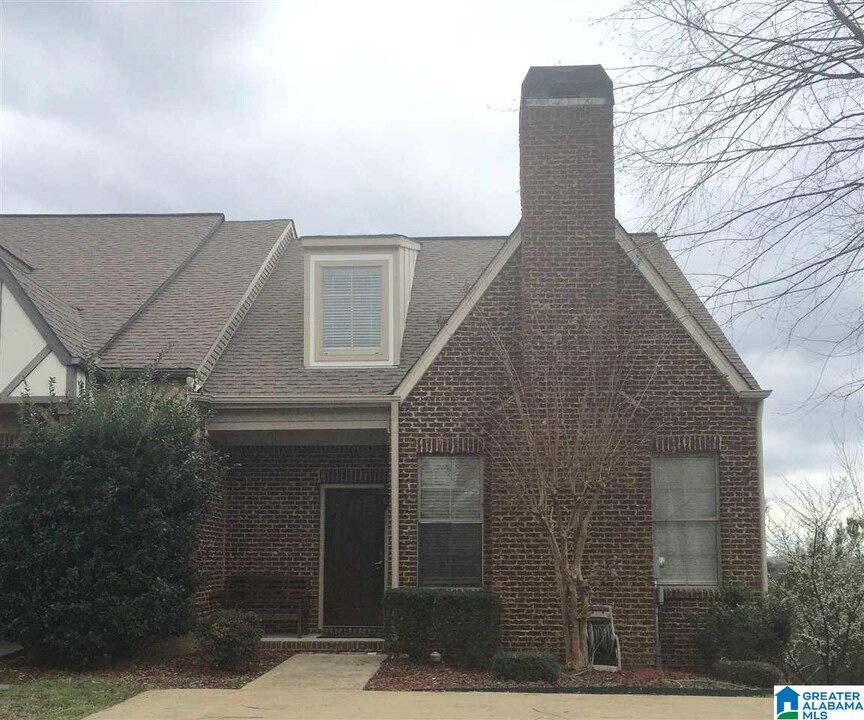 2231 Ridgemont Dr in Birmingham, AL - Building Photo