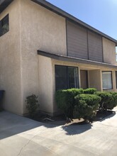 1001 Alene Ave, Unit 1001 Alene Unit A in Ridgecrest, CA - Foto de edificio - Building Photo