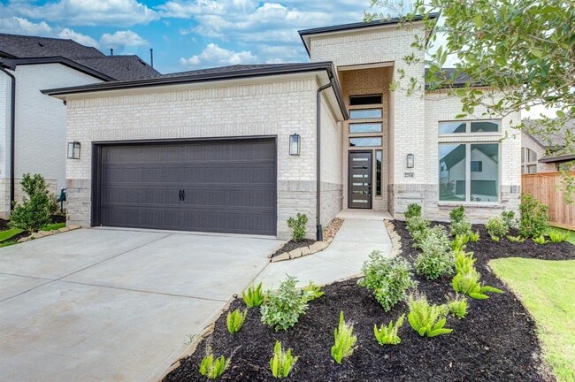 property at 2714 Sweet Honey Ln