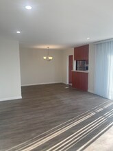 333 W California Blvd, Unit 303 in Pasadena, CA - Foto de edificio - Building Photo