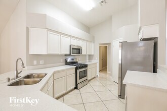 5328 Corbett St in Las Vegas, NV - Building Photo - Building Photo