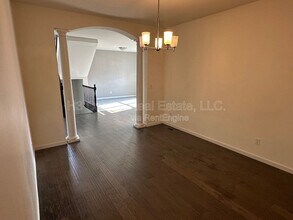 116 Forest Oaks Dr in Caseyville, IL - Building Photo - Building Photo