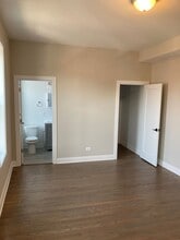 3409 W Fullerton Ave, Unit 2A in Chicago, IL - Building Photo - Building Photo