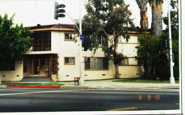 5401 W Washington Blvd in Los Angeles, CA - Building Photo