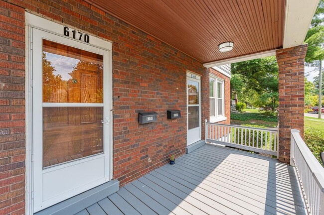 6166 Grand Vista Ave in Cincinnati, OH - Building Photo - Building Photo