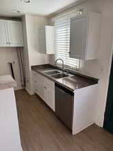 4714 W 152nd St in Lawndale, CA - Building Photo - Building Photo