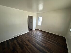 13155 Sidonie Ave in Warren, MI - Building Photo - Building Photo