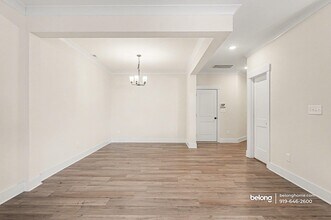 5013 Moonlight Rdg Dr in Greensboro, NC - Foto de edificio - Building Photo