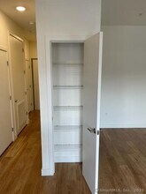 1052 State St in New Haven, CT - Building Photo - Building Photo