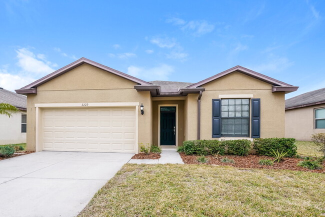 property at 2229 Landside Dr