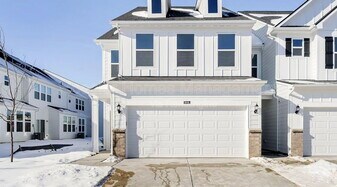 7273 Shroyer Wy in Noblesville, IN - Building Photo