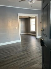 1330 S Oak Ave in Freeport, IL - Building Photo - Building Photo