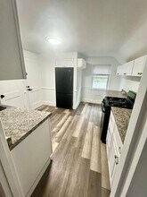 182 Norfolk Ave in Pawtucket, RI - Foto de edificio - Building Photo