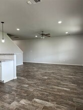 5819 Golden Cove Rd in Baytown, TX - Building Photo - Building Photo