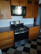 206 N Kenilworth Ave, Unit 1 in Oak Park, IL - Foto de edificio - Building Photo