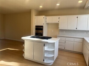 5 Belcanto in Irvine, CA - Building Photo - Building Photo