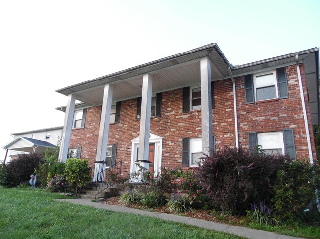 1511 Steadmantown Ln