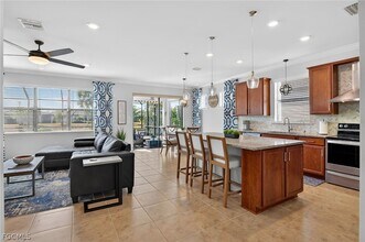 11343 Tiverton Trce in Ft. Myers, FL - Foto de edificio - Building Photo