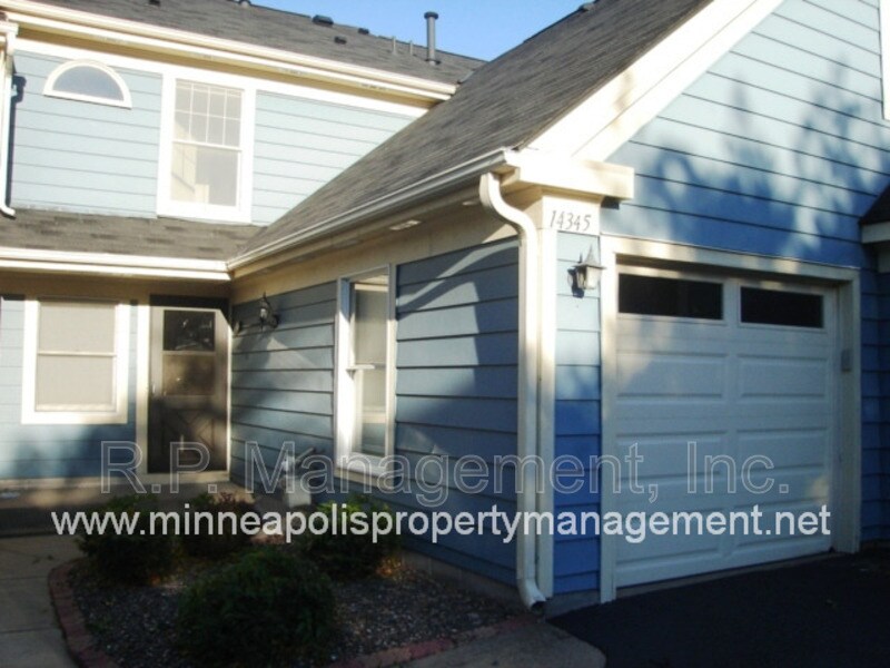 14345 Bedford Dr in Eden Prairie, MN - Building Photo