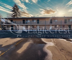 17/19 S. Roosevelt in Walla Walla, WA - Building Photo