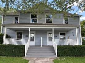 332 W High St in Painted Post, NY - Building Photo