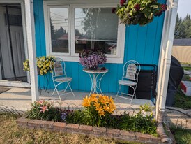 220 Baranof Ave, Unit Apt. 1 in Fairbanks, AK - Building Photo