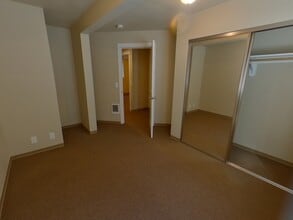 2074 Onyx St in Eugene, OR - Building Photo - Building Photo