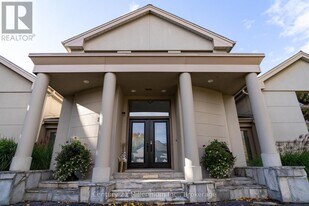 160 Grand Cypress Ln in Blue Mountains, ON - Building Photo