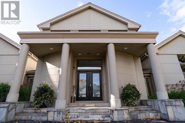 property at 160 Grand Cypress Ln