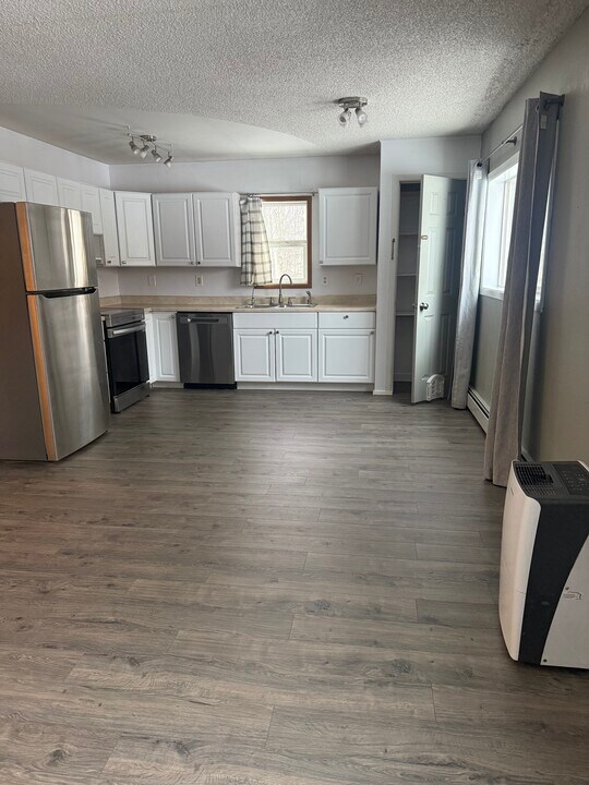 3617 Biathalon Ave in North Pole, AK - Building Photo