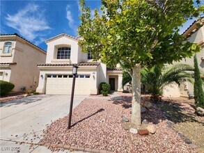 1805 Grand Rodeo St in Las Vegas, NV - Building Photo - Building Photo