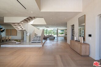 24172 Lupin Hill Rd in Hidden Hills, CA - Building Photo - Building Photo