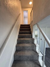 605 Northbend Dr in Baytown, TX - Foto de edificio - Building Photo