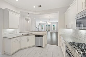 2107 Crockett St in Houston, TX - Building Photo - Building Photo