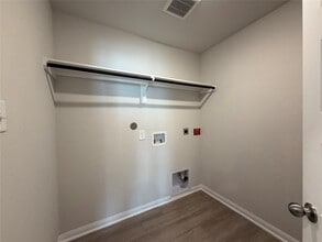 11720 Whirlaway Dr in Willis, TX - Building Photo - Building Photo